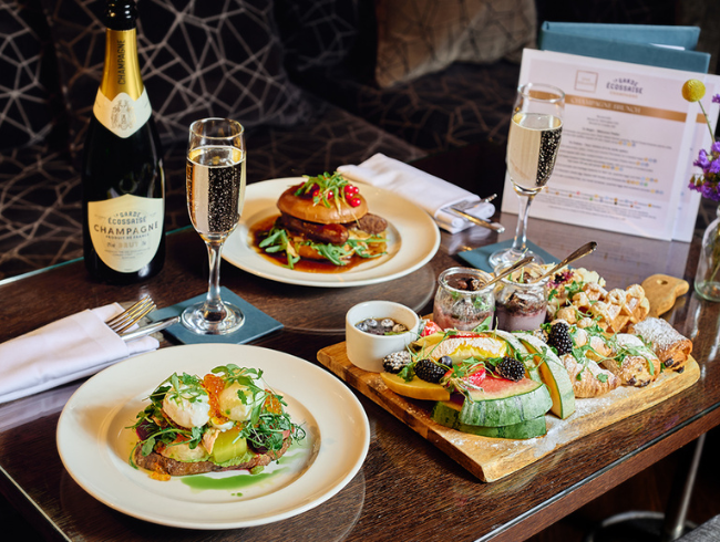 Brunch at One Square